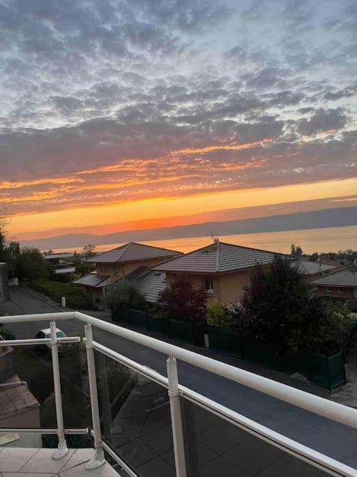 Magnifique Appart Renove Evian Duplex Vue Lac 8 Pers 外观 照片